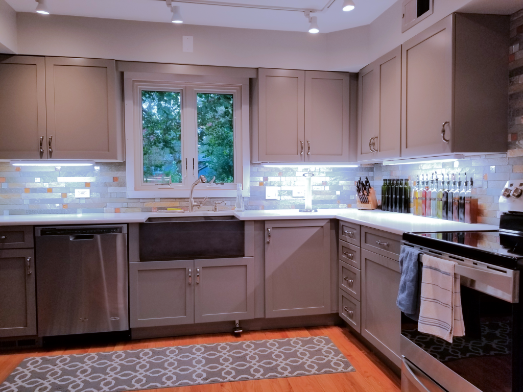 Newly remodeled kitchen.